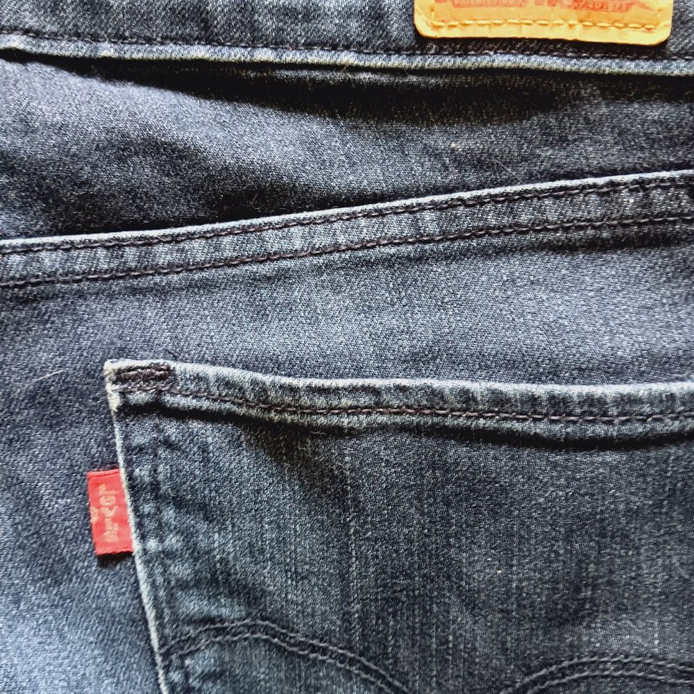 Levi's 531 Low Rise Skinny Jeans, Size 28 - Picture 4 of 8